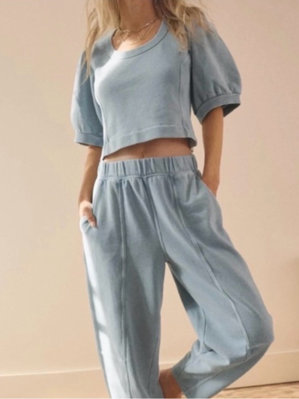 aerie Light Blue Cropped Puff-Sleeve Sweatshirt & Barrel Leg Sweatpants - Picture 1 of 4